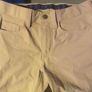 Men’s Vineyard Vines Five Pocket On The Go Khaki Pants Sz. 28/30